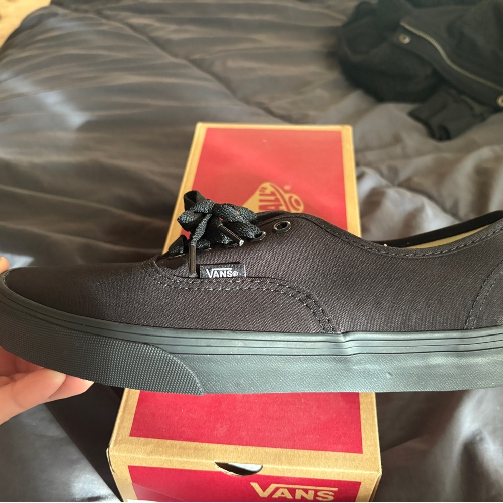 Vans Men's Black Canvas Sneakers